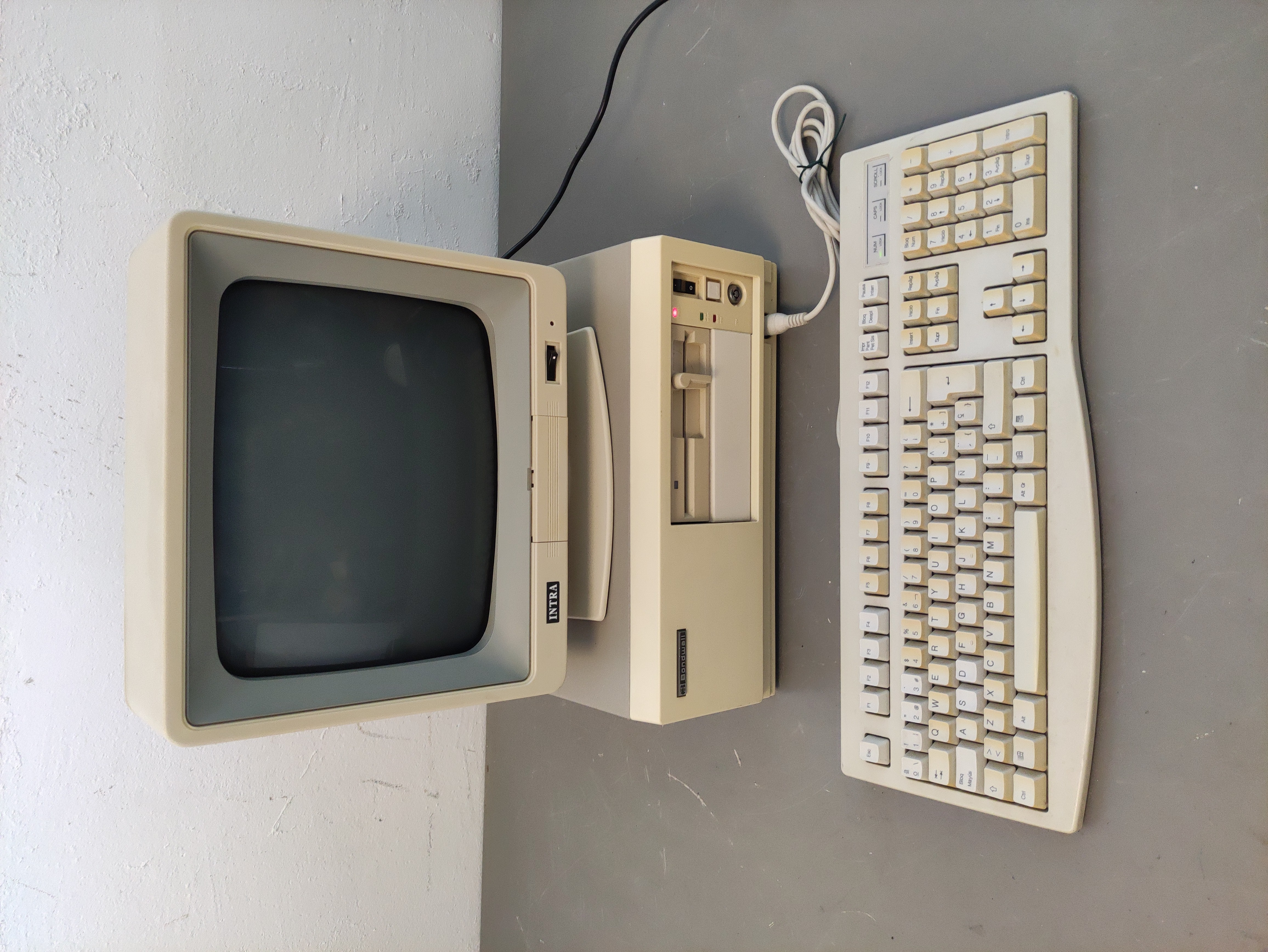 ordenador bondwell intra functorre 15_31x31-36x33-40 1u